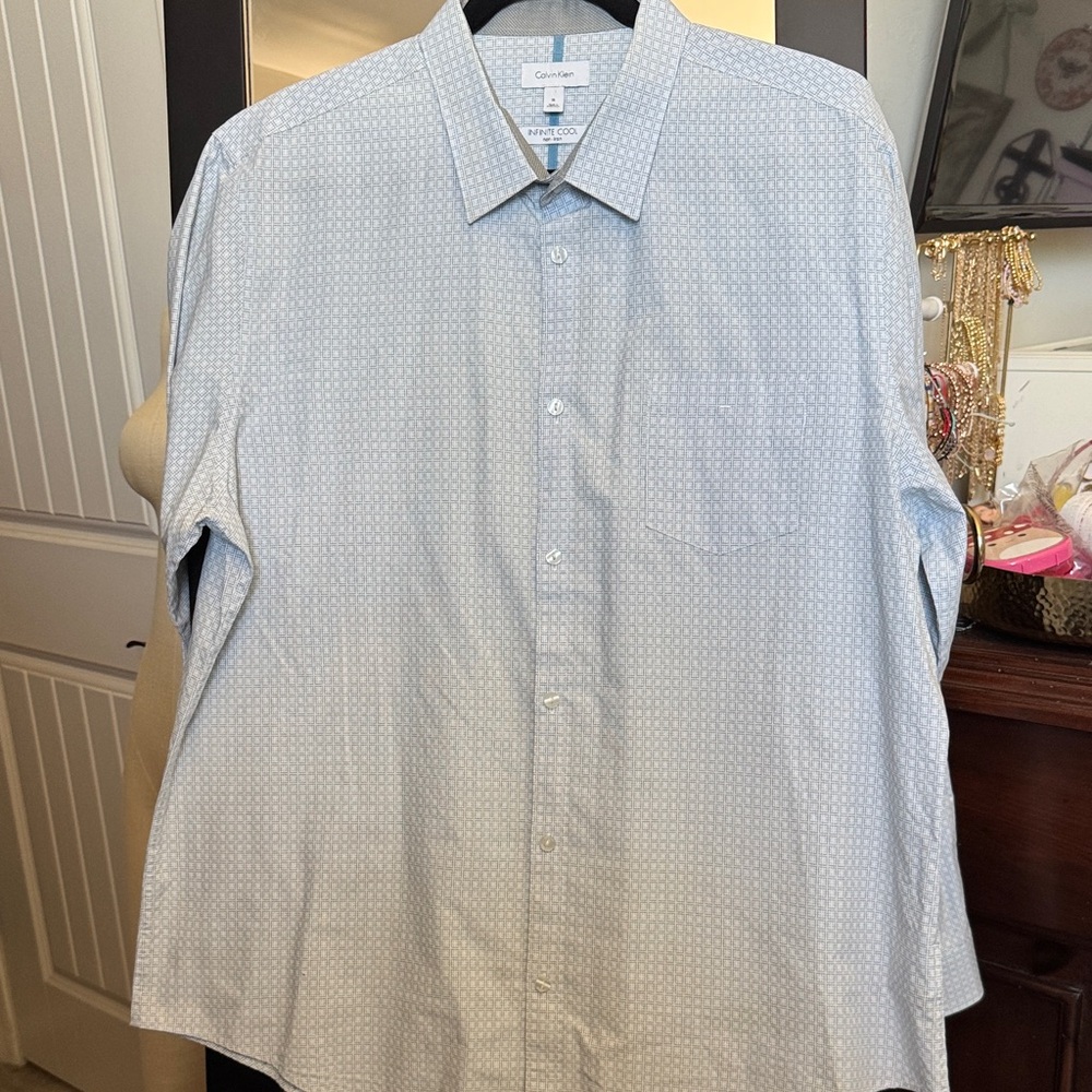 Calvin Klein Men's Light Blue Micro-Pattern Dress Shirt XL